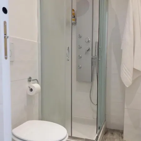 Bed & Breakfast Diana's 3*
