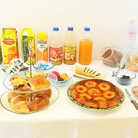 Diana's Bed & Breakfast *